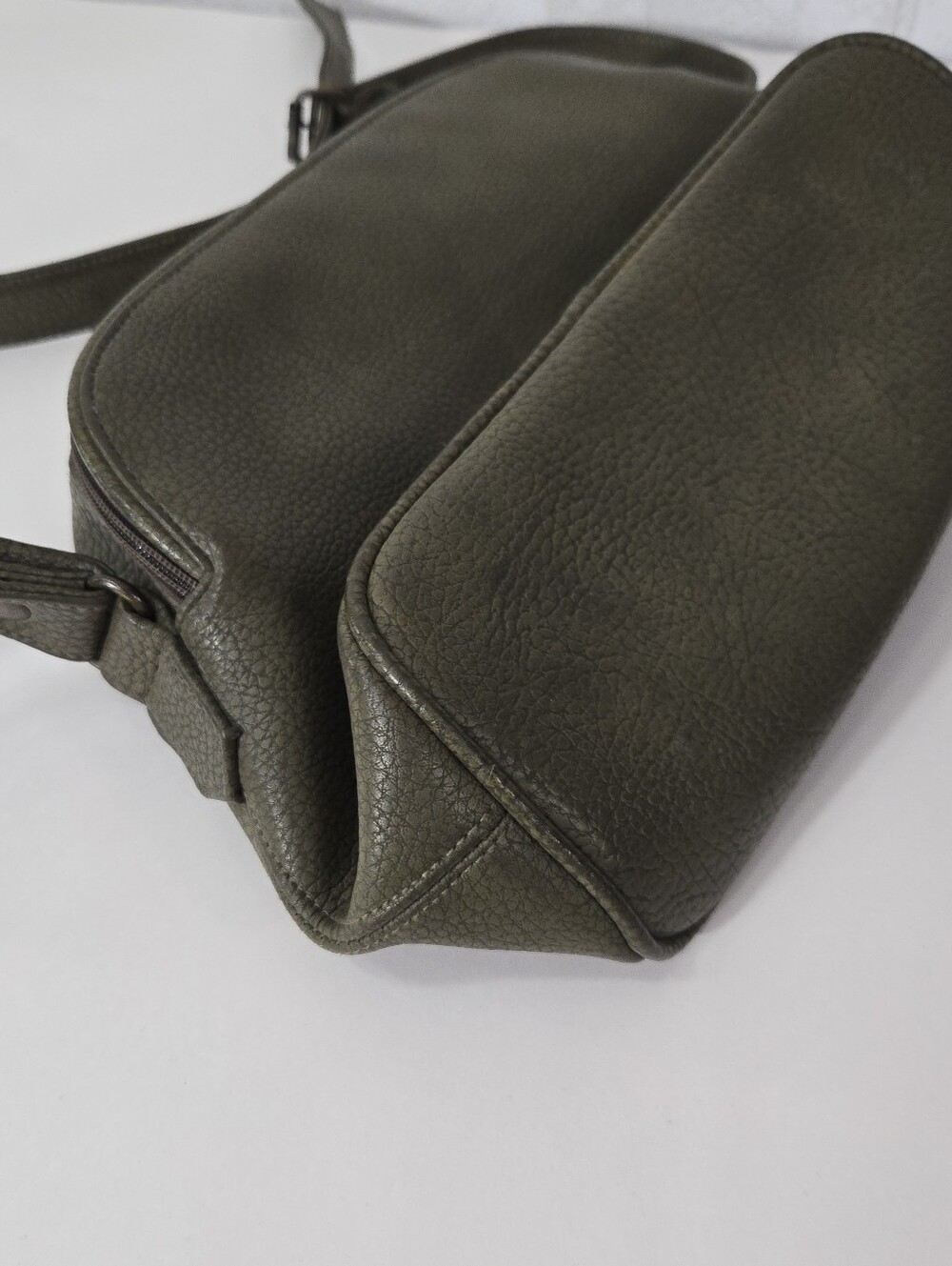 Cute vintage style cross body purse - Picture 6 of 12